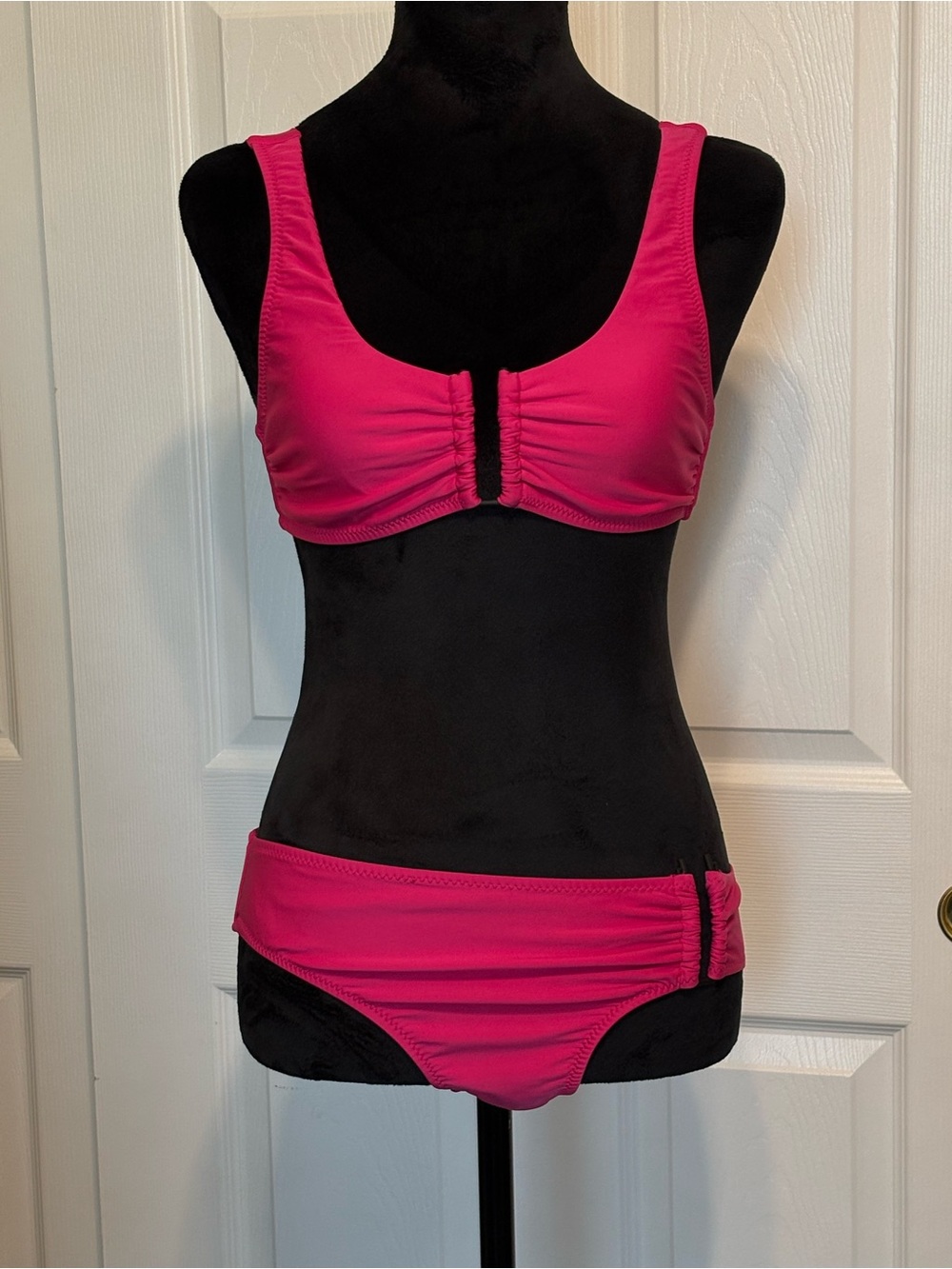 Mouille’ Swimwear Luxury Ruched Pink Two-Piece Bikini Set Women’s US 6 Navy Blue